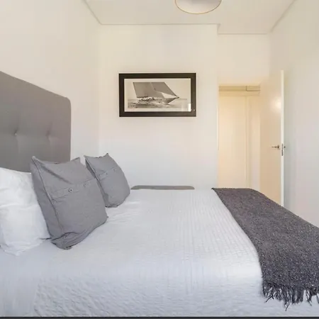 Con Vistas A La Playa